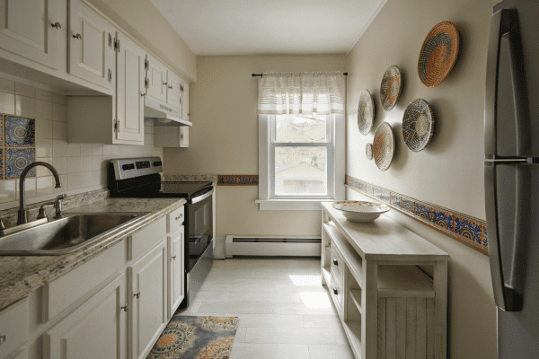 Modern kitchen area in Presidential Suite at La Posada Milford hotel