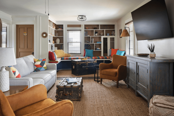 Comfortable living area in Presidential Suite at La Posada Milford hotel