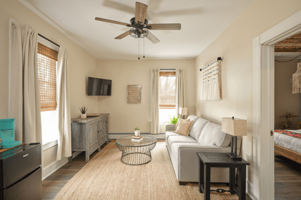 Spacious living area in Sisal Suite at La Posada Milford hotel